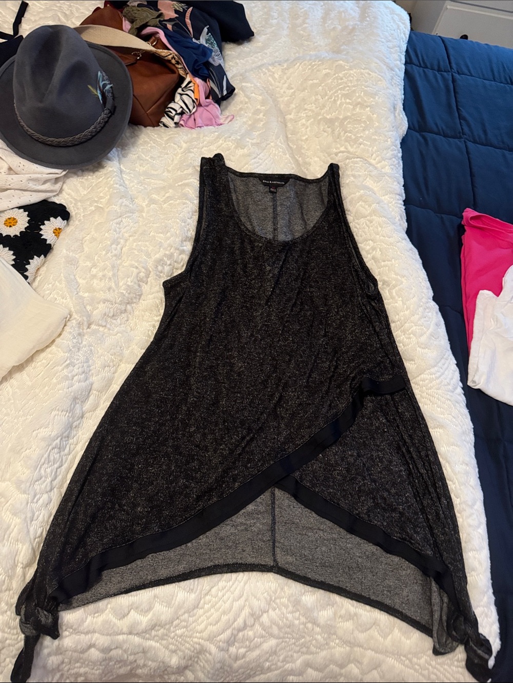 Rockin Republic Women’s Black Sleeveless Asymmetrical Tank Top/Tunic